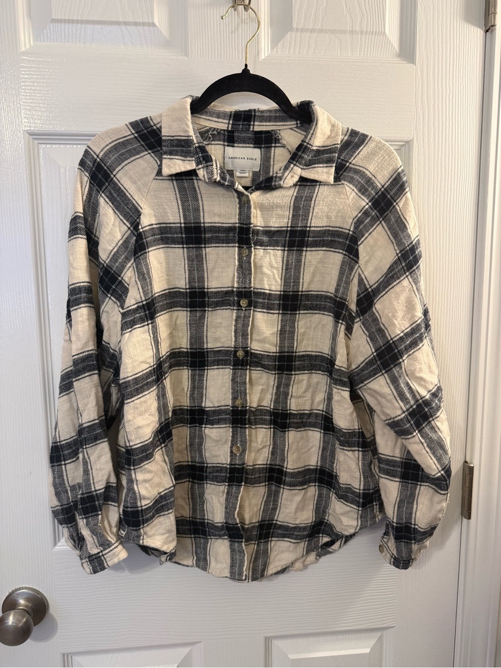 American Eagle Outfitters Cream and Black Plaid Button-Down Shirt